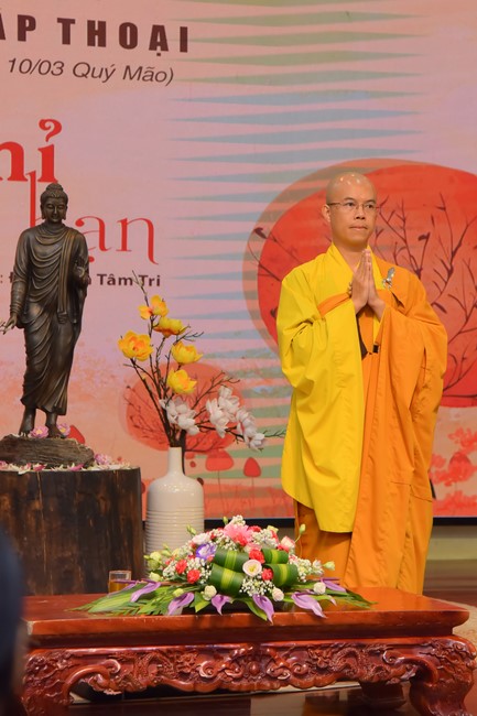 Dharma talk  A short - term vacation in the 1st day practice