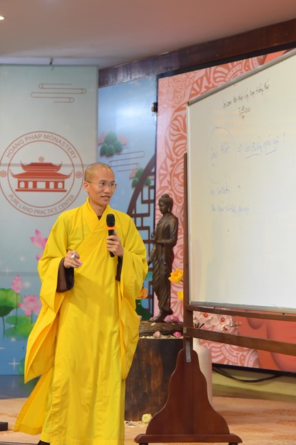 Dharma talk  A short - term vacation in the 1st day practice