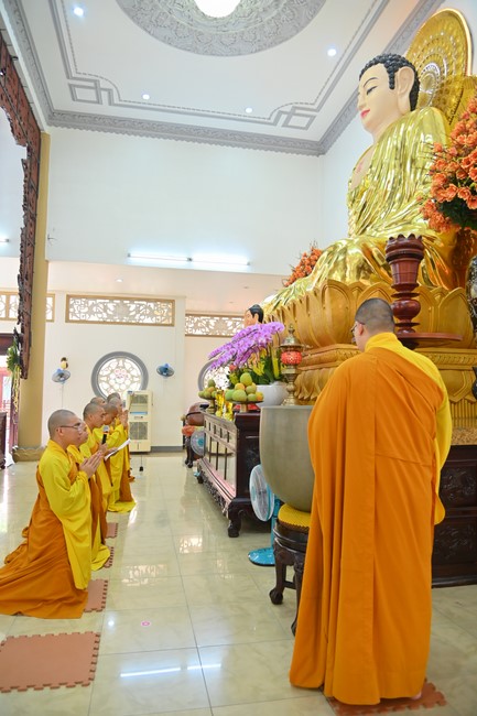 Wedding Ceremony at the pagoda