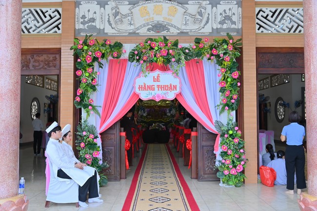 Wedding Ceremony at the pagoda