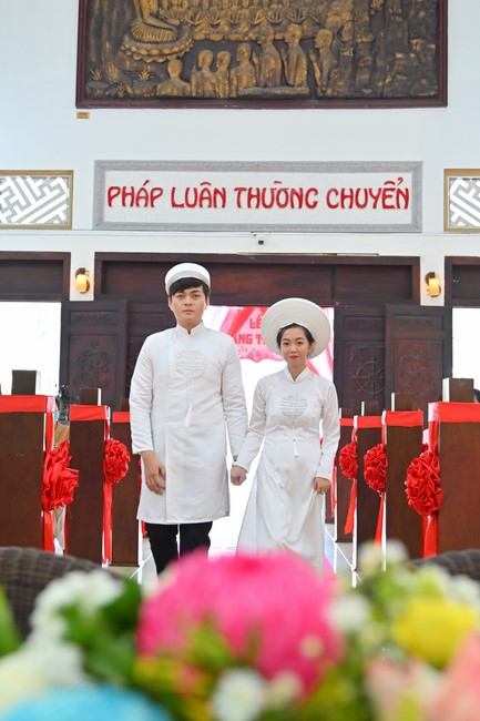 Wedding Ceremony at the pagoda