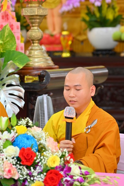 Wedding Ceremony at the pagoda