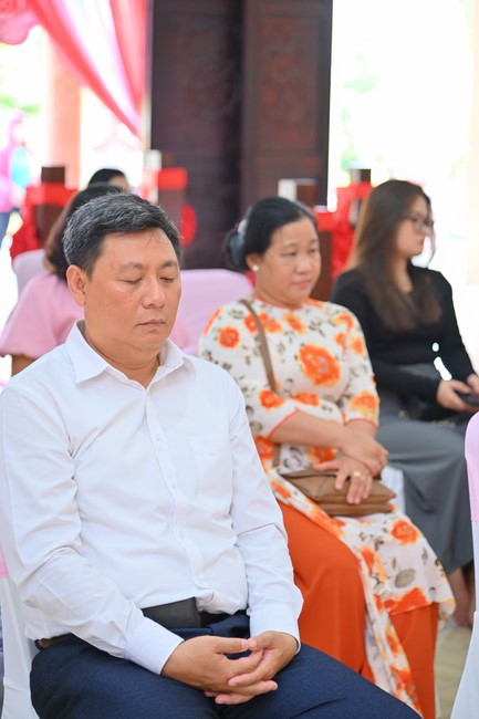 Wedding Ceremony at the pagoda