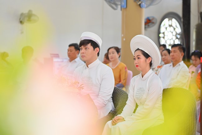 Wedding Ceremony at the pagoda