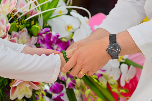 Wedding Ceremony at the pagoda