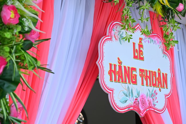 Wedding Ceremony at the pagoda