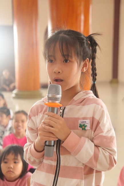 Youth towards Buddhism Retreat at Giai Lam pagoda, Ha Tinh