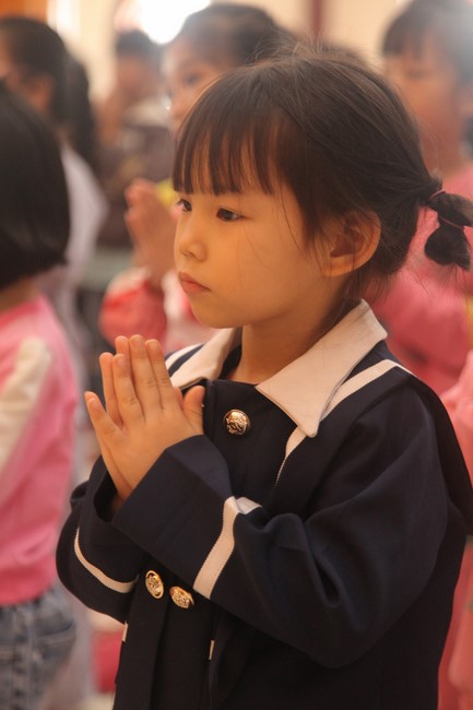 Youth towards Buddhism Retreat at Giai Lam pagoda, Ha Tinh