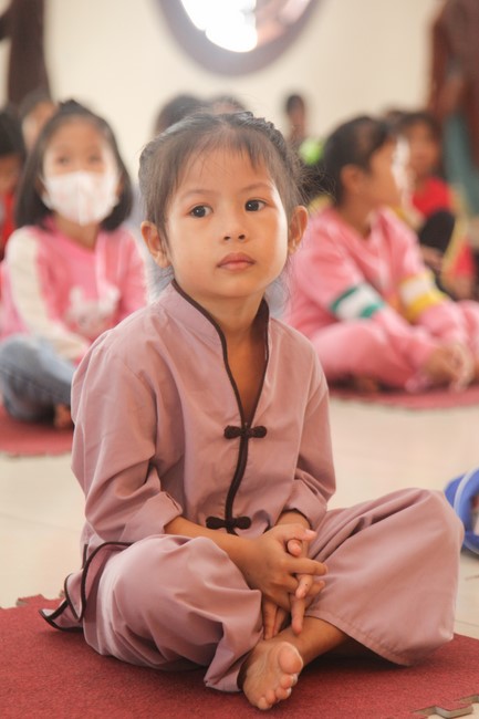 Youth towards Buddhism Retreat at Giai Lam pagoda, Ha Tinh