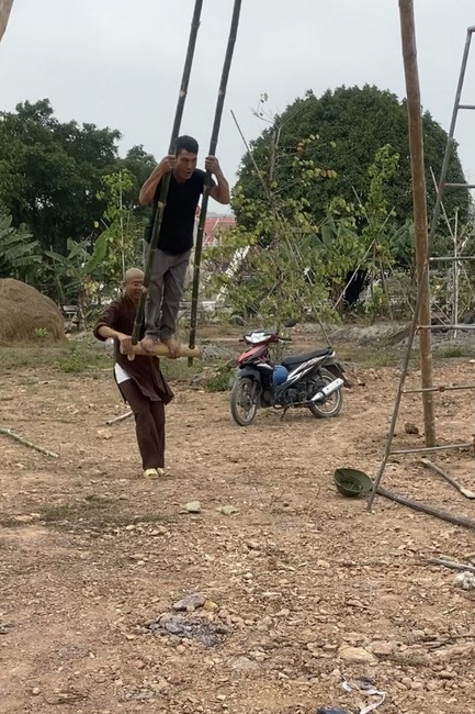 Chùa Cổ Tân - Hải Dương: Lễ hội truyền thống và đêm Hội hoa đăng cầu an