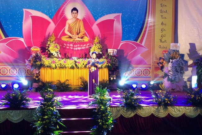 Chùa Cổ Tân - Hải Dương: Lễ hội truyền thống và đêm Hội hoa đăng cầu an