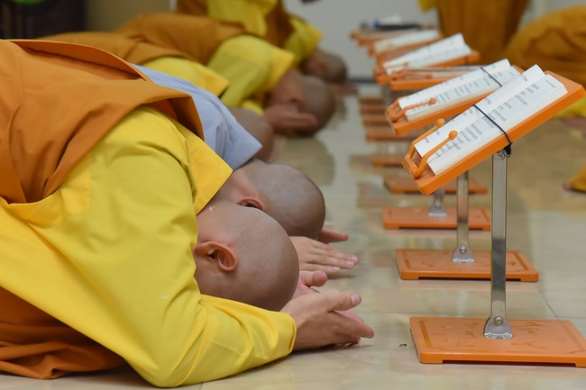 Repentance ceremony on intercalary Feb. 14th, Year of the Cat