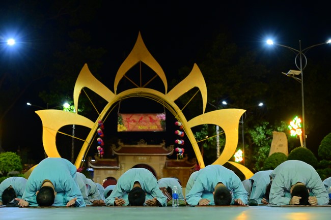 Repentance ceremony on intercalary Feb. 14th, Year of the Cat