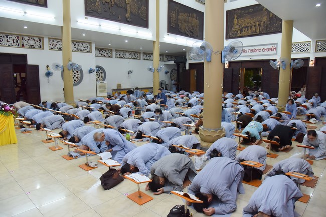 Repentance ceremony on intercalary Feb. 14th, Year of the Cat