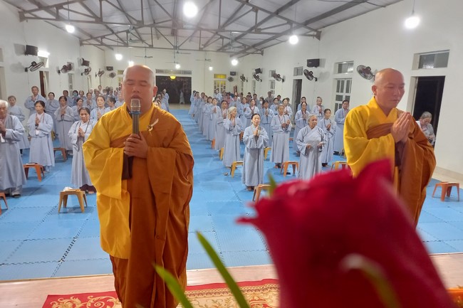 Repentant Ceremony on (intercalary) Feb. 14th, Year of the Cat at Dong Cao pagoda