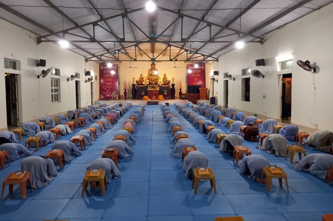 Repentant Ceremony on (intercalary) Feb. 14th, Year of the Cat at Dong Cao pagoda