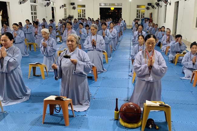 Repentant Ceremony on (intercalary) Feb. 14th, Year of the Cat at Dong Cao pagoda