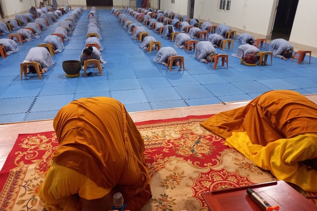 Repentant Ceremony on (intercalary) Feb. 14th, Year of the Cat at Dong Cao pagoda