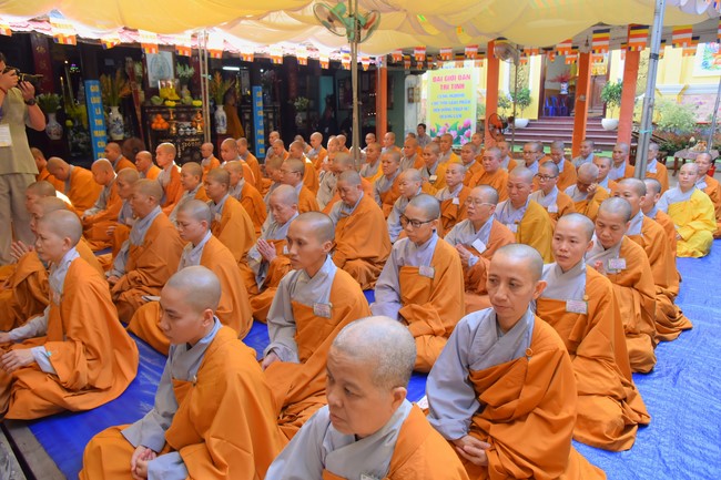 Receiving precepts from Tri Tinh precepts Altar in Dong Thap of Hoang Phap Pagoda monks