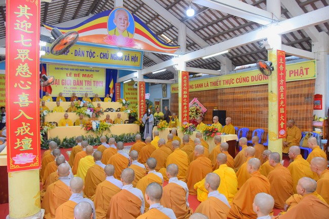 Receiving precepts from Tri Tinh precepts Altar in Dong Thap of Hoang Phap Pagoda monks