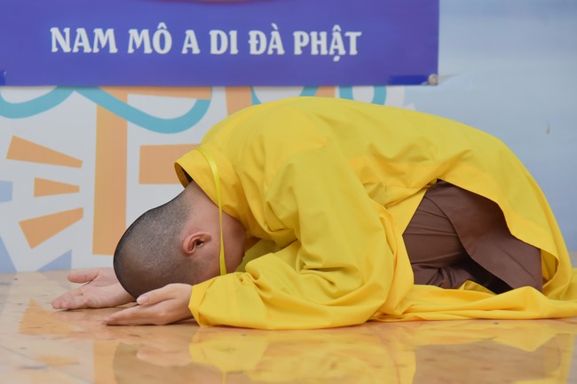 Opening the 99th Seven - Day Retreat