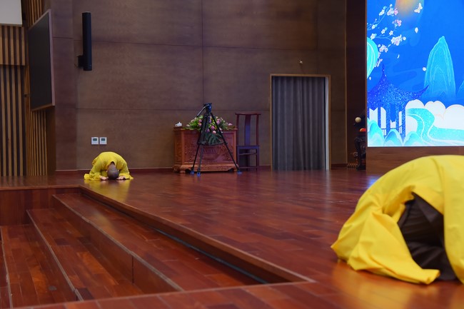 Opening the 99th Seven - Day Retreat