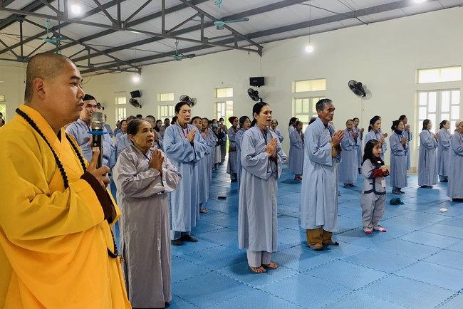 Chùa Đống Cao – Thanh Hóa: Khóa tu niệm Phật một ngày – Lễ Quy y Tam bảo (lần 1)