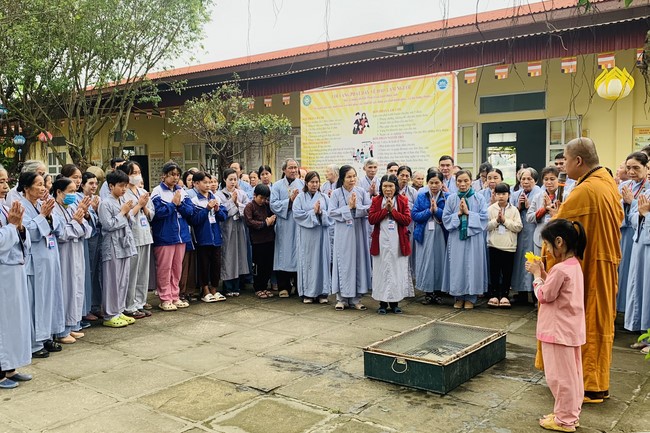 Chùa Đống Cao – Thanh Hóa: Khóa tu niệm Phật một ngày – Lễ Quy y Tam bảo (lần 1)