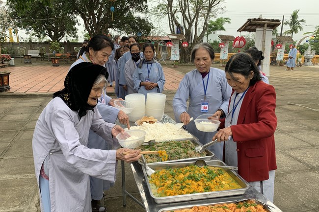 Chùa Đống Cao – Thanh Hóa: Khóa tu niệm Phật một ngày – Lễ Quy y Tam bảo (lần 1)