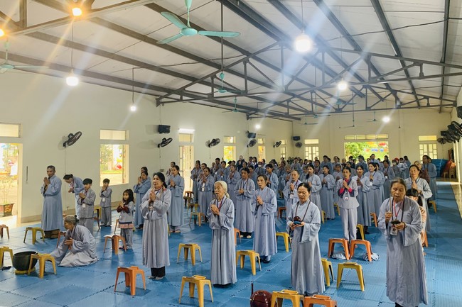 Chùa Đống Cao – Thanh Hóa: Khóa tu niệm Phật một ngày – Lễ Quy y Tam bảo (lần 1)