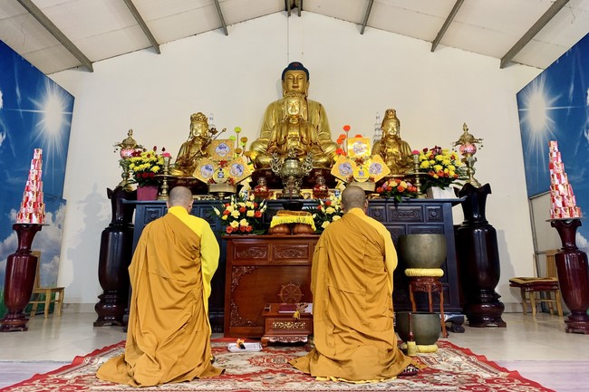 Chùa Đống Cao – Thanh Hóa: Khóa tu niệm Phật một ngày – Lễ Quy y Tam bảo (lần 1)