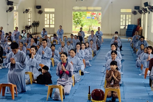 Chùa Đống Cao – Thanh Hóa: Khóa tu niệm Phật một ngày – Lễ Quy y Tam bảo (lần 1)