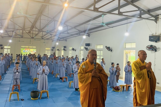 Chùa Đống Cao – Thanh Hóa: Khóa tu niệm Phật một ngày – Lễ Quy y Tam bảo (lần 1)