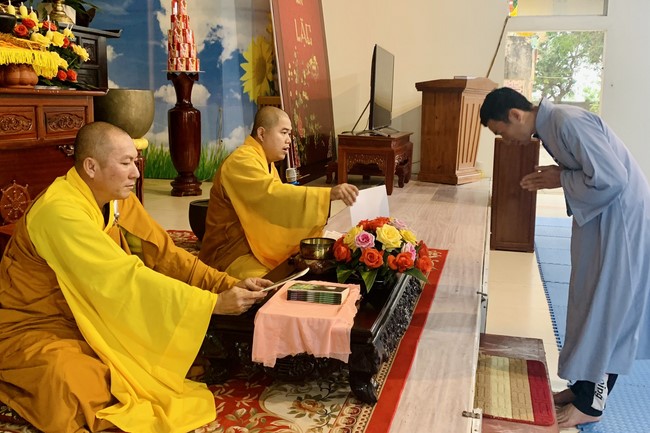 Chùa Đống Cao – Thanh Hóa: Khóa tu niệm Phật một ngày – Lễ Quy y Tam bảo (lần 1)