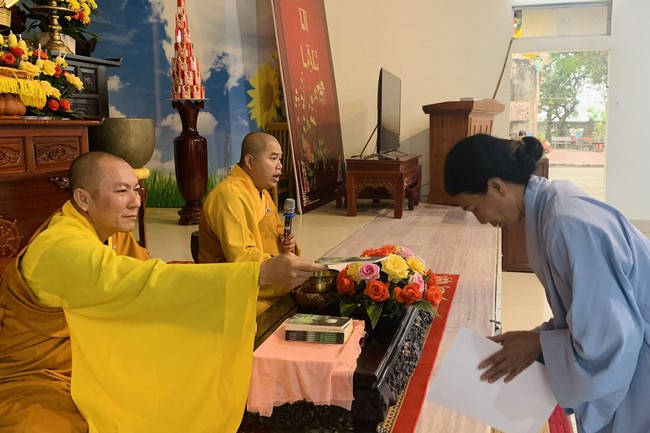 Chùa Đống Cao – Thanh Hóa: Khóa tu niệm Phật một ngày – Lễ Quy y Tam bảo (lần 1)