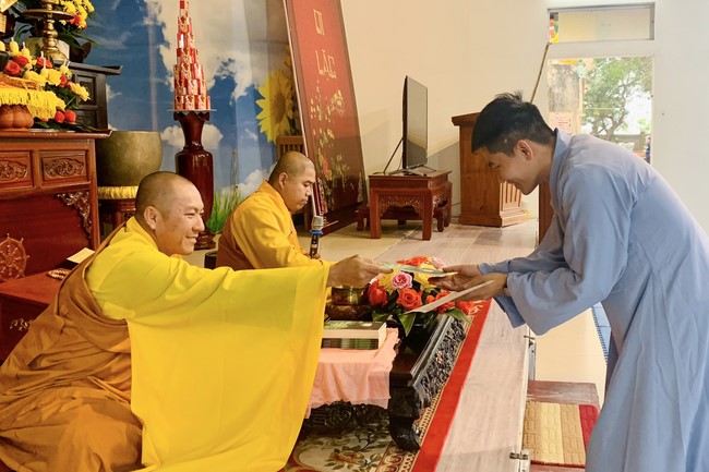 Chùa Đống Cao – Thanh Hóa: Khóa tu niệm Phật một ngày – Lễ Quy y Tam bảo (lần 1)