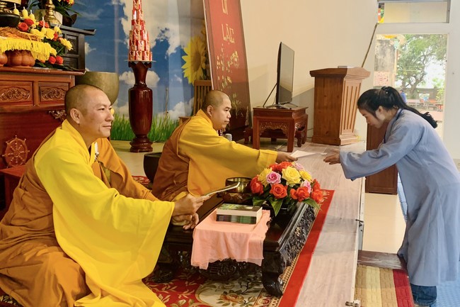 Chùa Đống Cao – Thanh Hóa: Khóa tu niệm Phật một ngày – Lễ Quy y Tam bảo (lần 1)