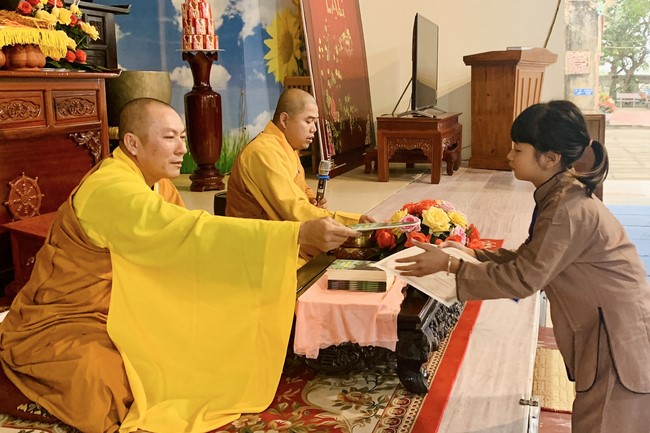 Chùa Đống Cao – Thanh Hóa: Khóa tu niệm Phật một ngày – Lễ Quy y Tam bảo (lần 1)