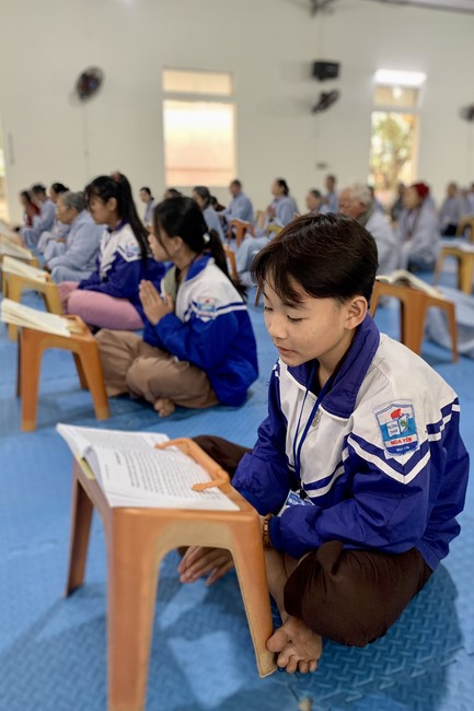 Chùa Đống Cao – Thanh Hóa: Khóa tu niệm Phật một ngày – Lễ Quy y Tam bảo (lần 1)