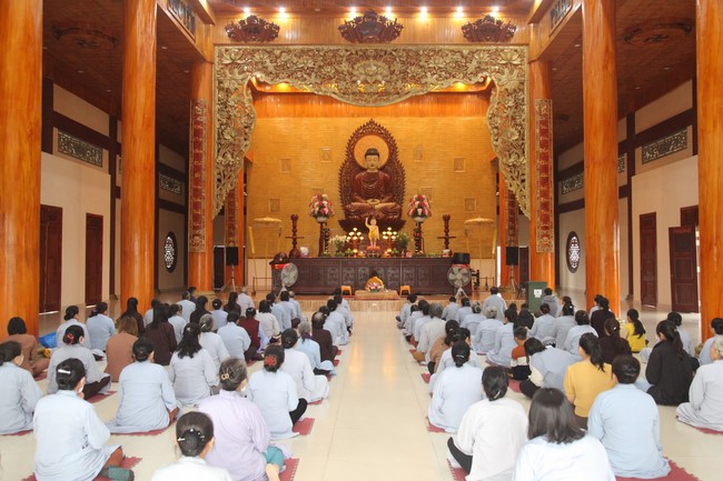 Chùa Giai Lam - Hà Tĩnh: Tu niệm Phật một ngày