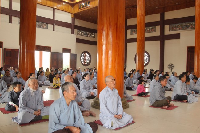 Chùa Giai Lam - Hà Tĩnh: Tu niệm Phật một ngày