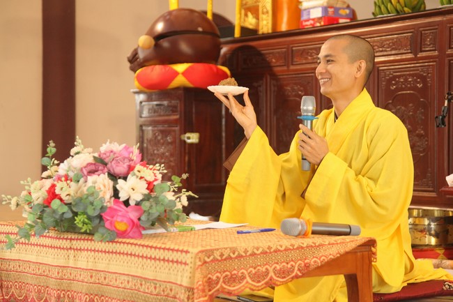 Chùa Giai Lam - Hà Tĩnh: Tu niệm Phật một ngày