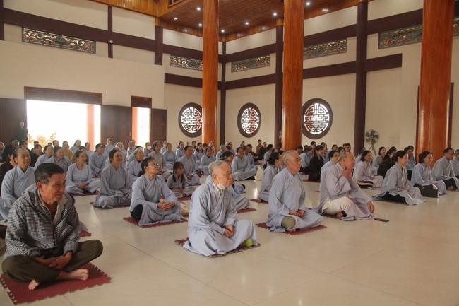 Chùa Giai Lam - Hà Tĩnh: Tu niệm Phật một ngày