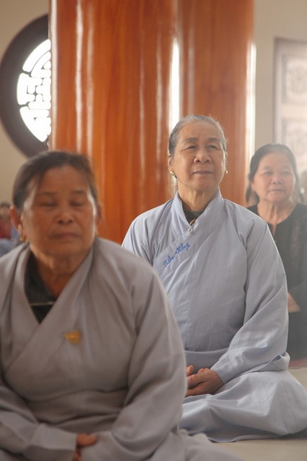 Chùa Giai Lam - Hà Tĩnh: Tu niệm Phật một ngày