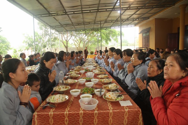 Chùa Giai Lam - Hà Tĩnh: Tu niệm Phật một ngày