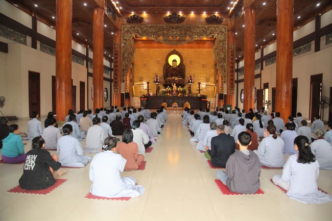 Chùa Giai Lam - Hà Tĩnh: Tu niệm Phật một ngày