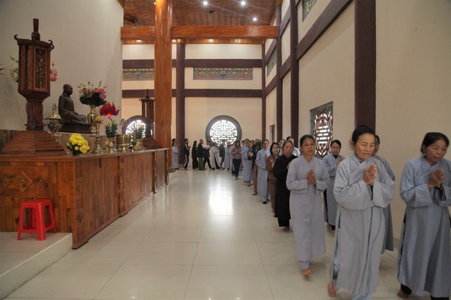 Chùa Giai Lam - Hà Tĩnh: Tu niệm Phật một ngày