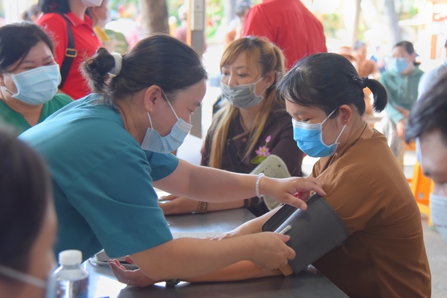 Humanitarian Blood Donation