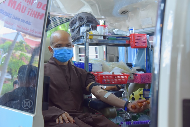 Humanitarian Blood Donation