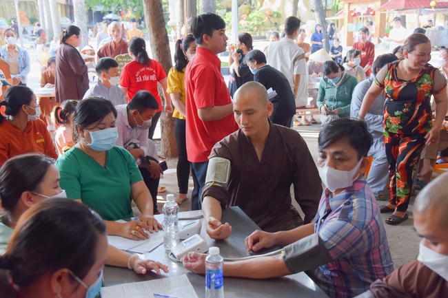 Humanitarian Blood Donation